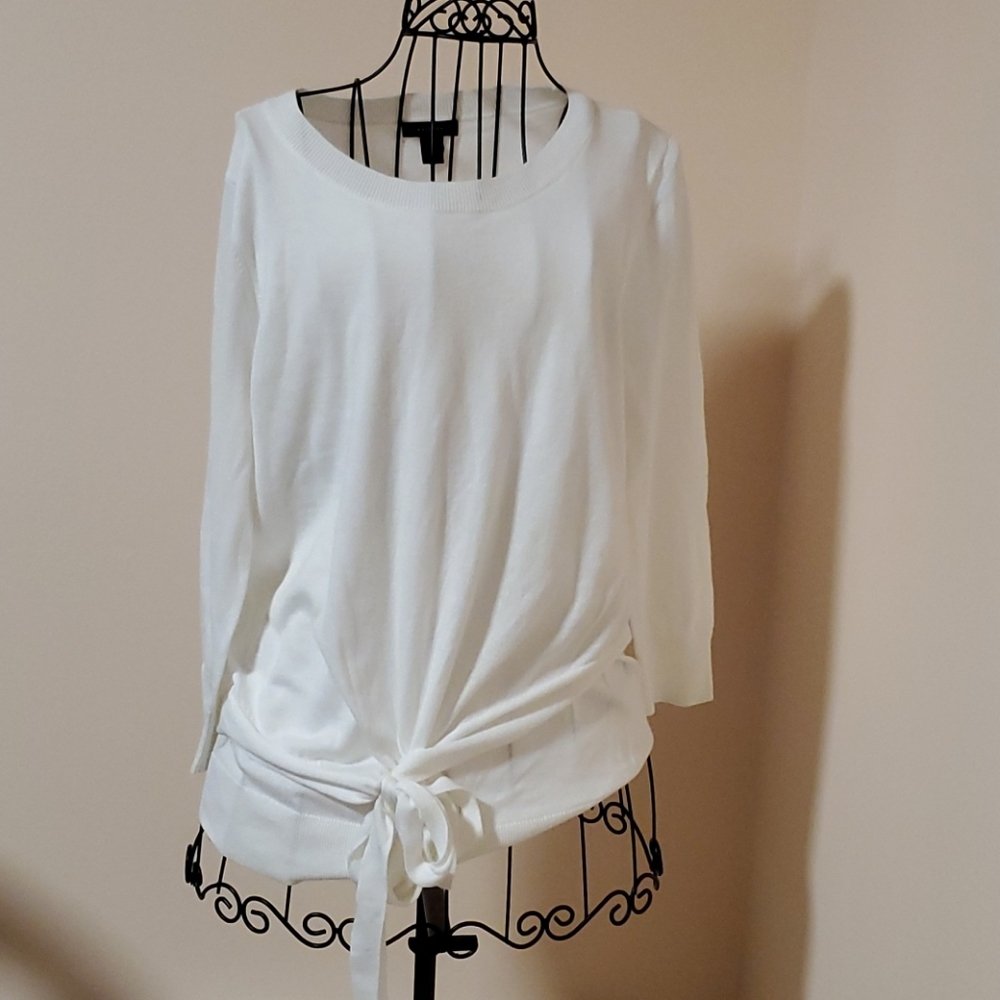 Closet Clean Out - 🛍️ Halogen white shirt with tie size M